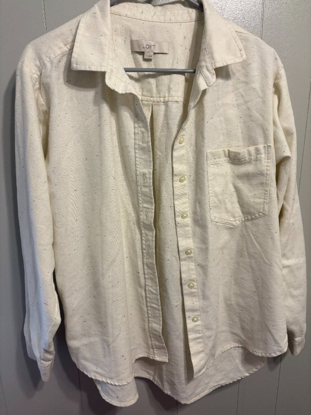 Women's Ivory Long-Sleeve Button-Up Size Medium